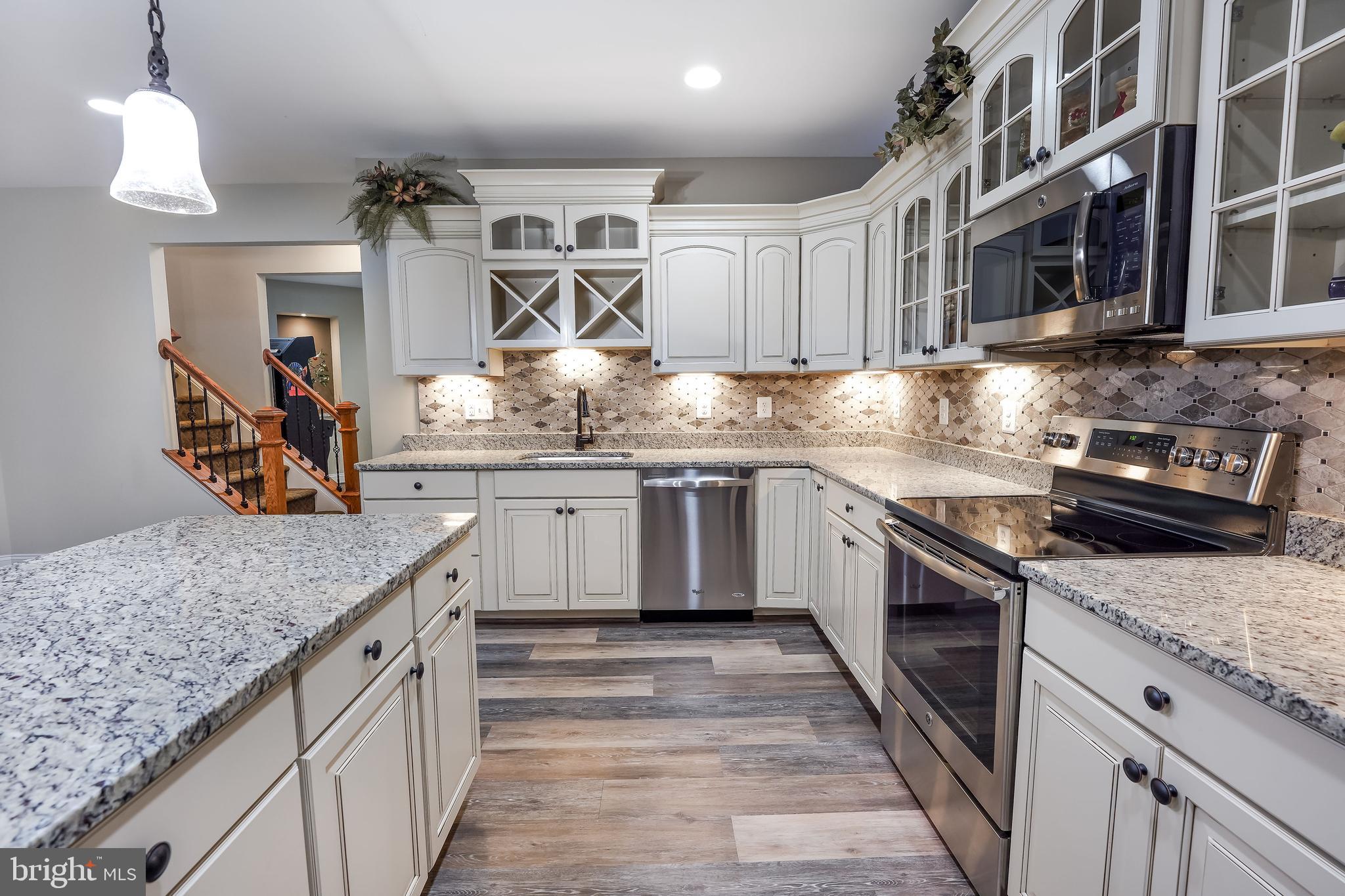 BELMONT COUNTRY CLUB - Residential