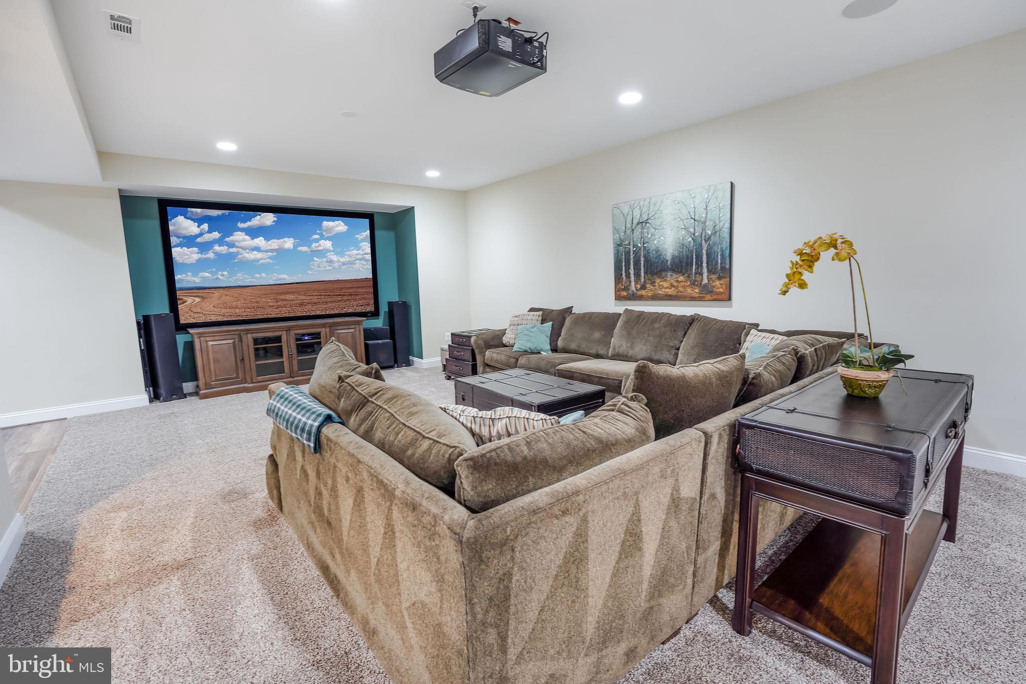 BELMONT COUNTRY CLUB - Residential