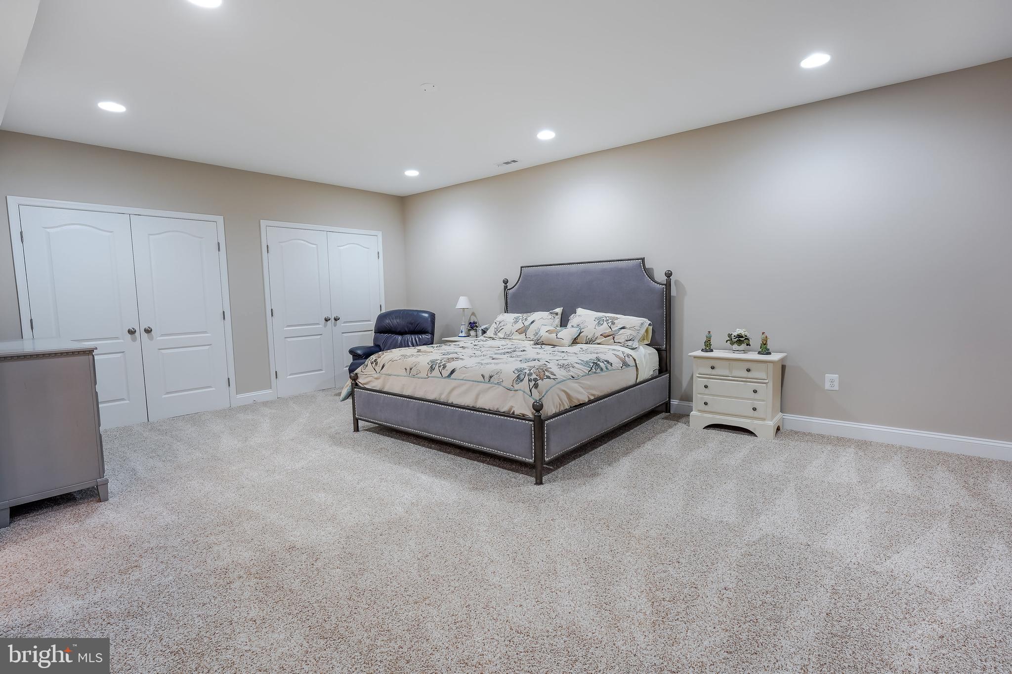 BELMONT COUNTRY CLUB - Residential