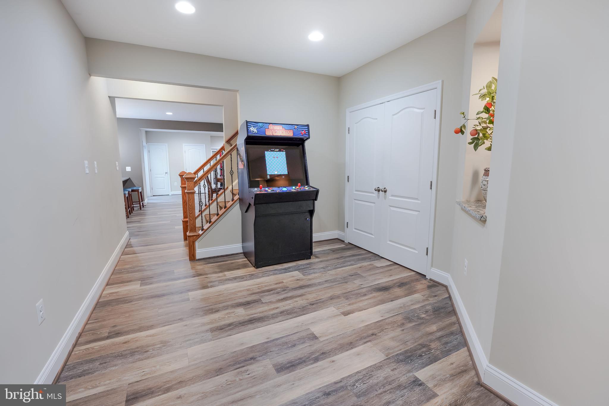 BELMONT COUNTRY CLUB - Residential