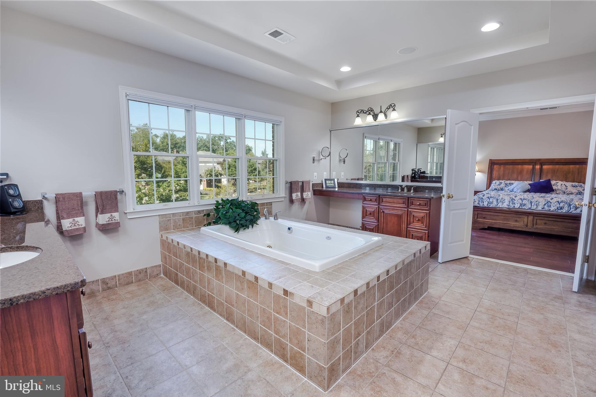 BELMONT COUNTRY CLUB - Residential