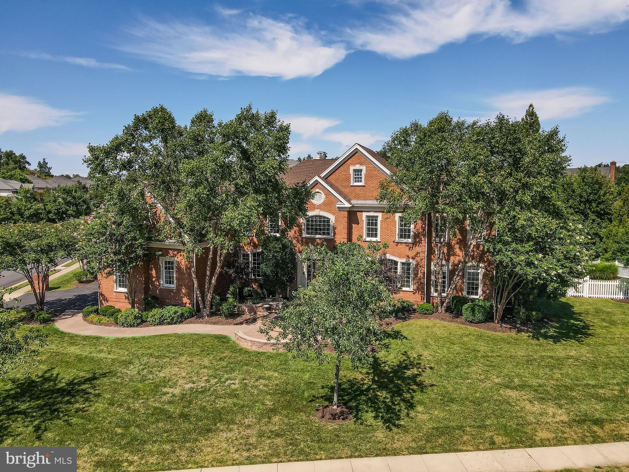 BELMONT COUNTRY CLUB - Residential