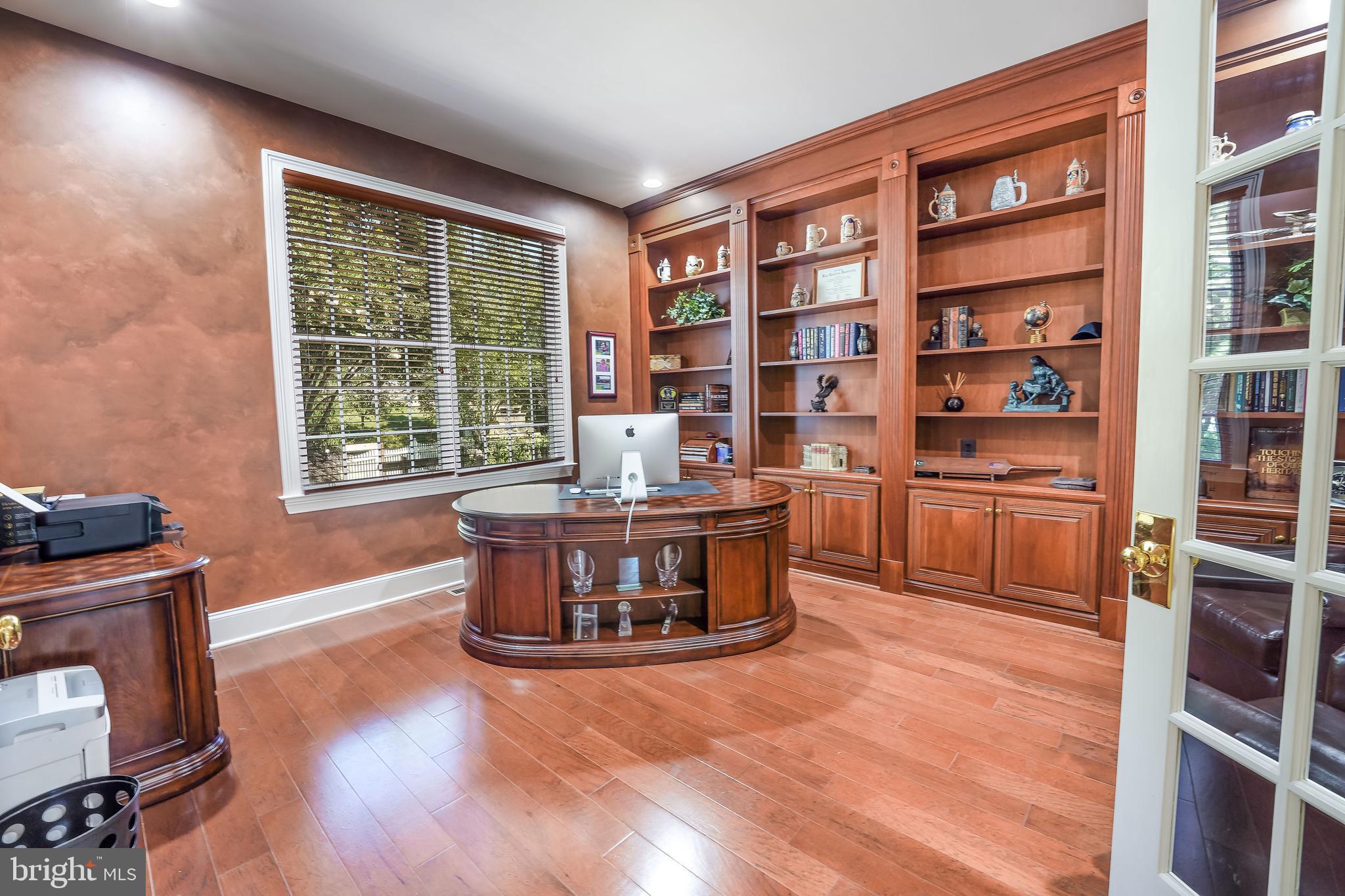 BELMONT COUNTRY CLUB - Residential