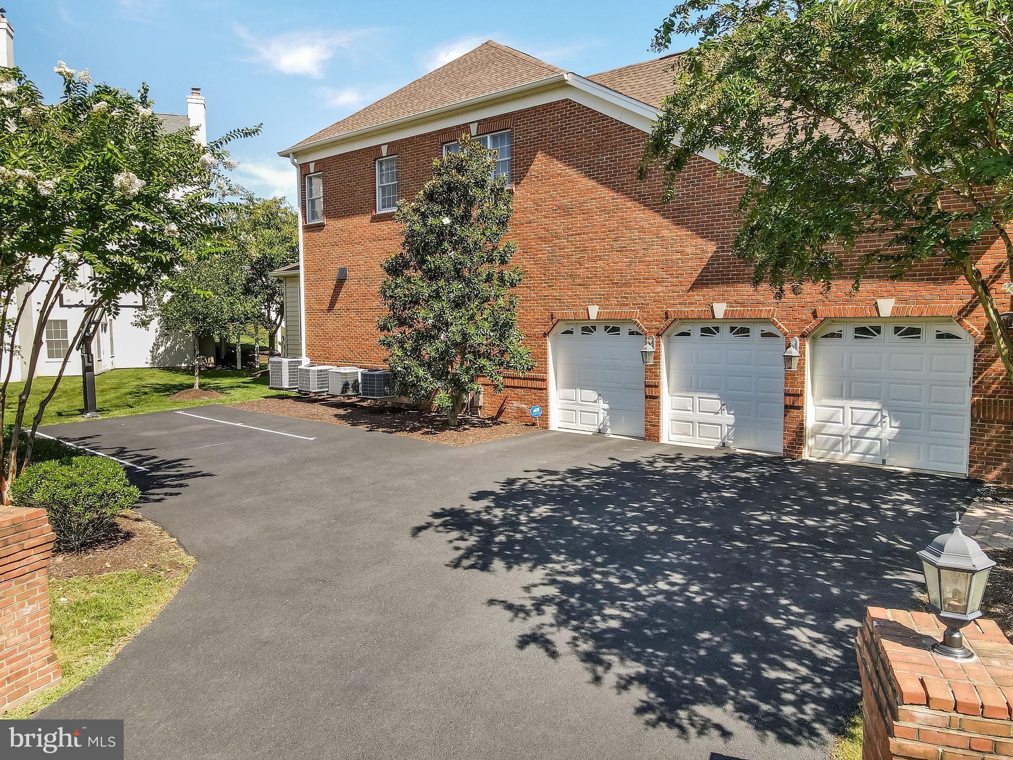 BELMONT COUNTRY CLUB - Residential