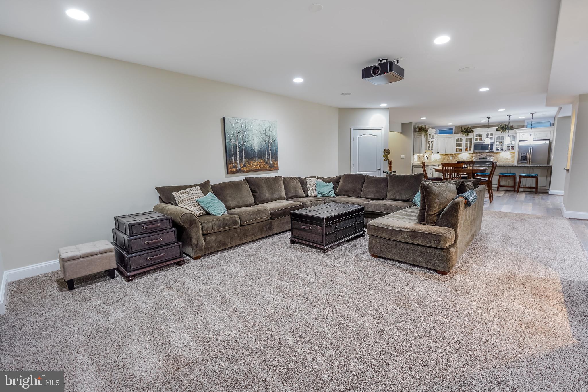 BELMONT COUNTRY CLUB - Residential