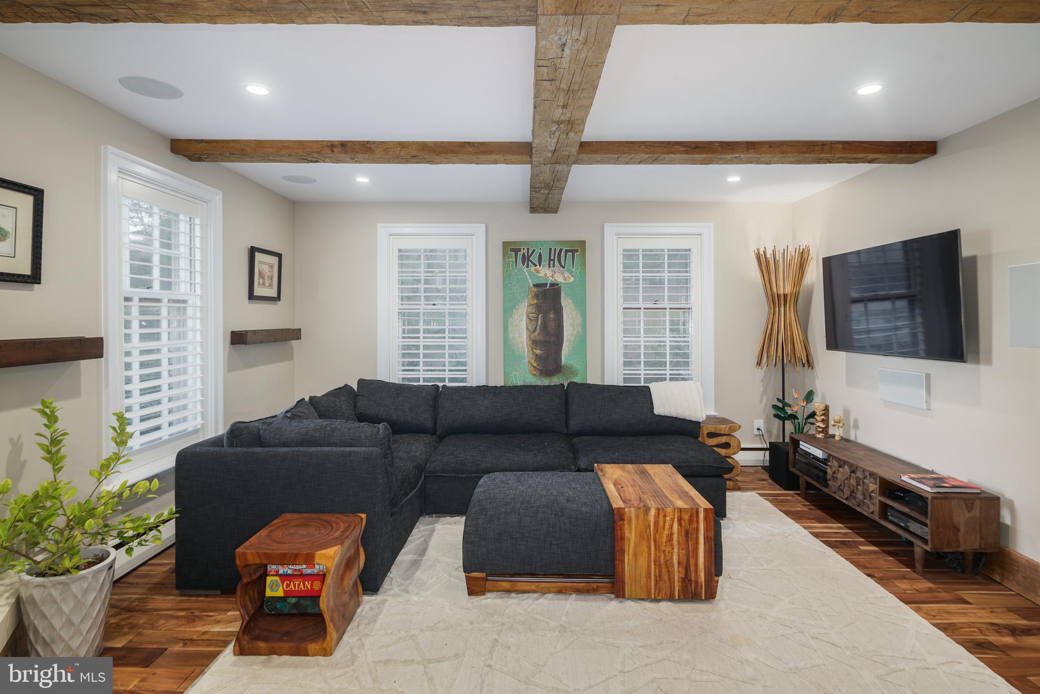 GLADWYNE - Residential