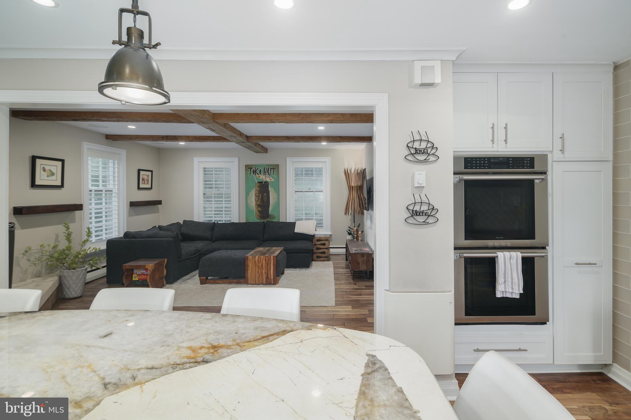 GLADWYNE - Residential