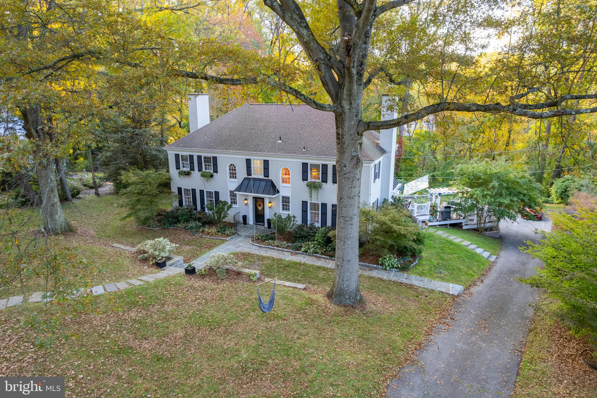 GLADWYNE - Residential