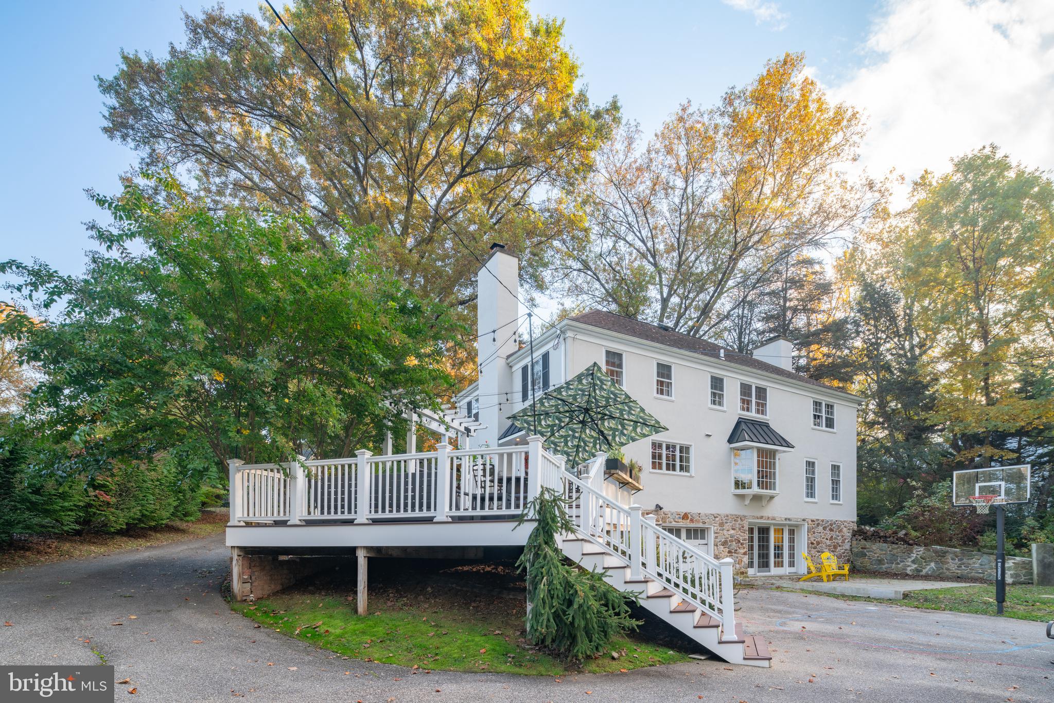 GLADWYNE - Residential