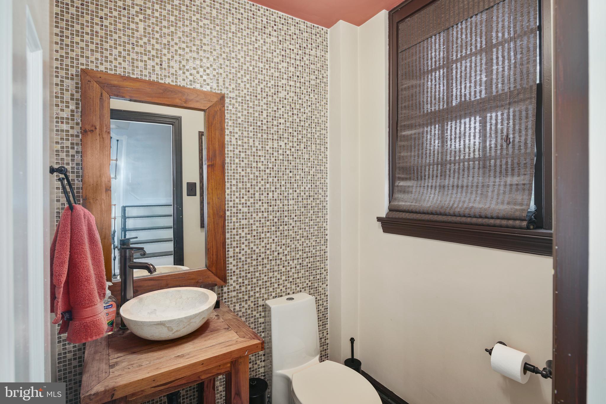 GLADWYNE - Residential