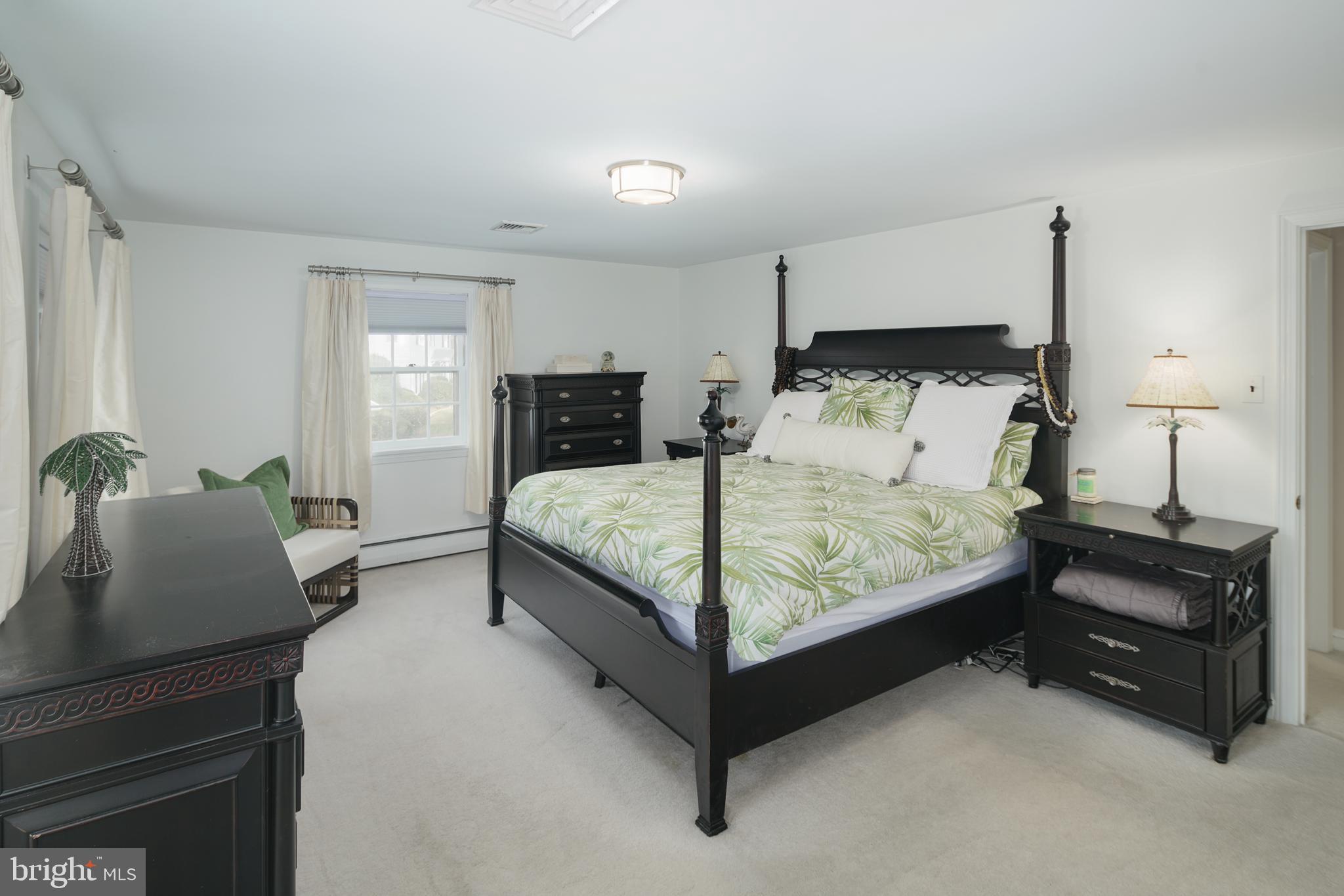 GLADWYNE - Residential