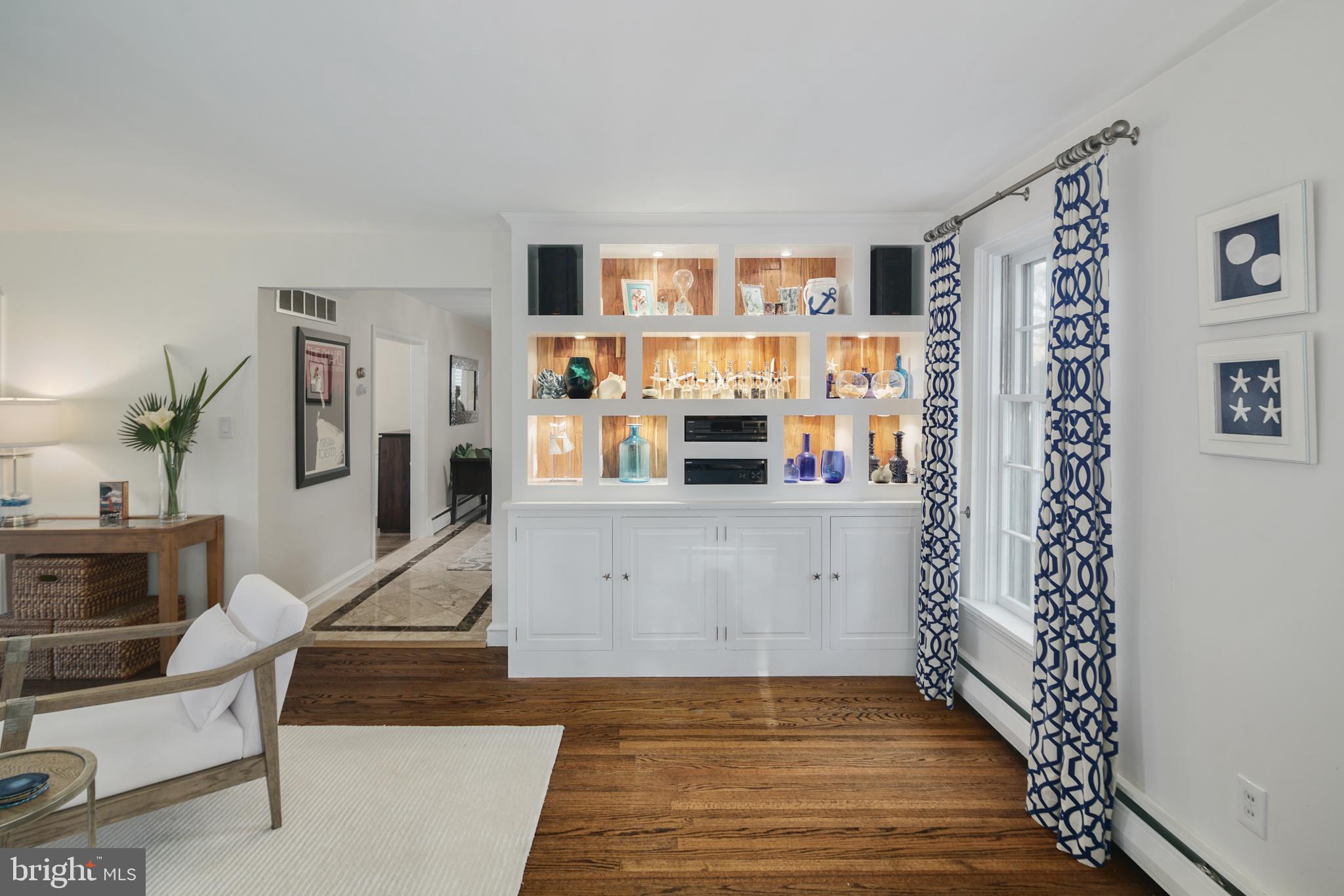 GLADWYNE - Residential