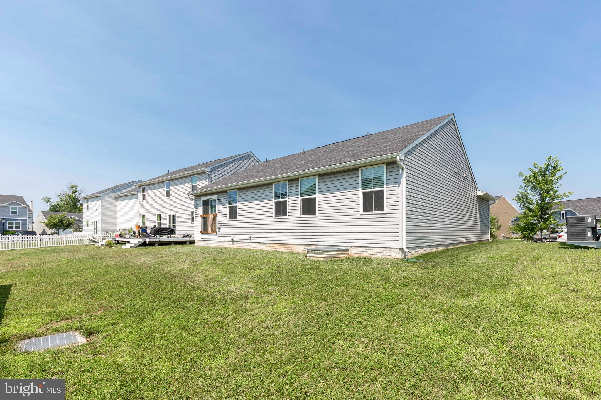 124 CRIMSON AVENUE