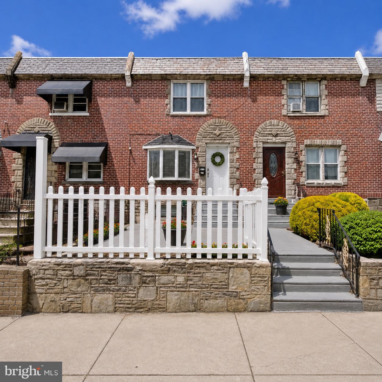 5844 SAUL STREET
