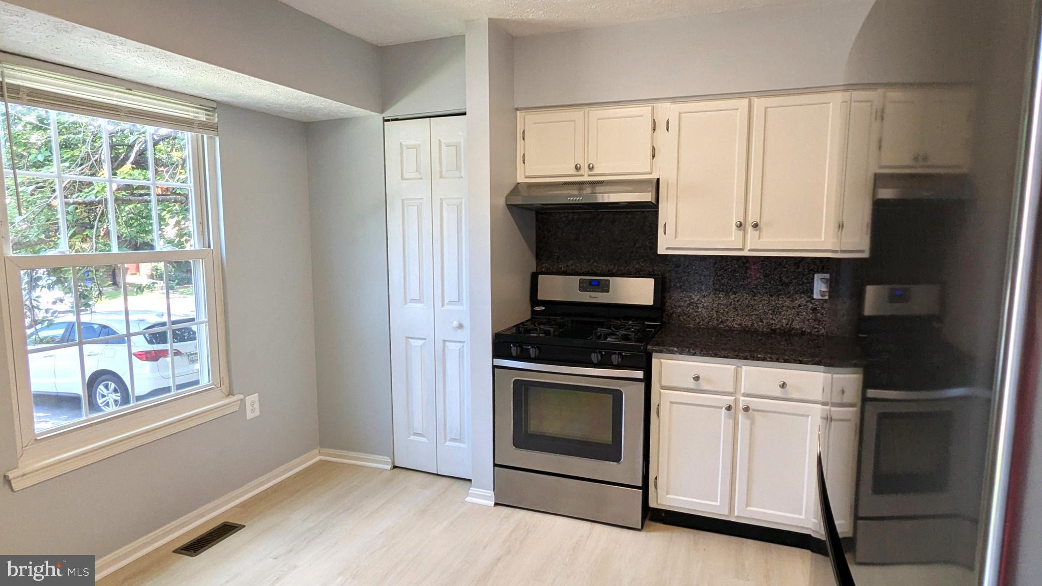 8 CRYSTAL ROCK COURT