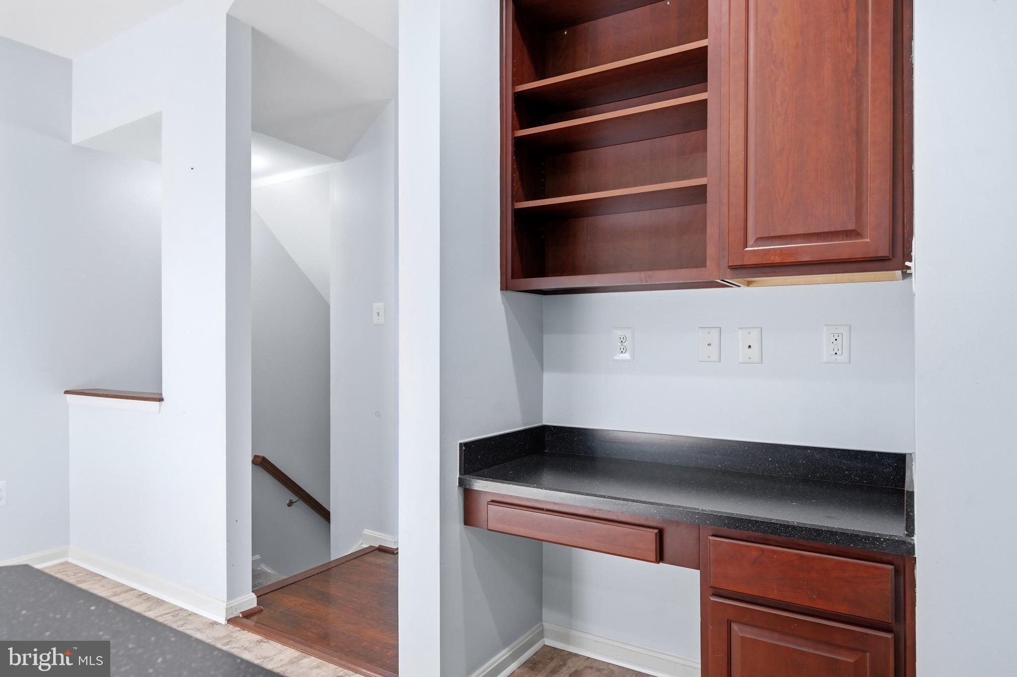 BEVERLY HILLS - Residential