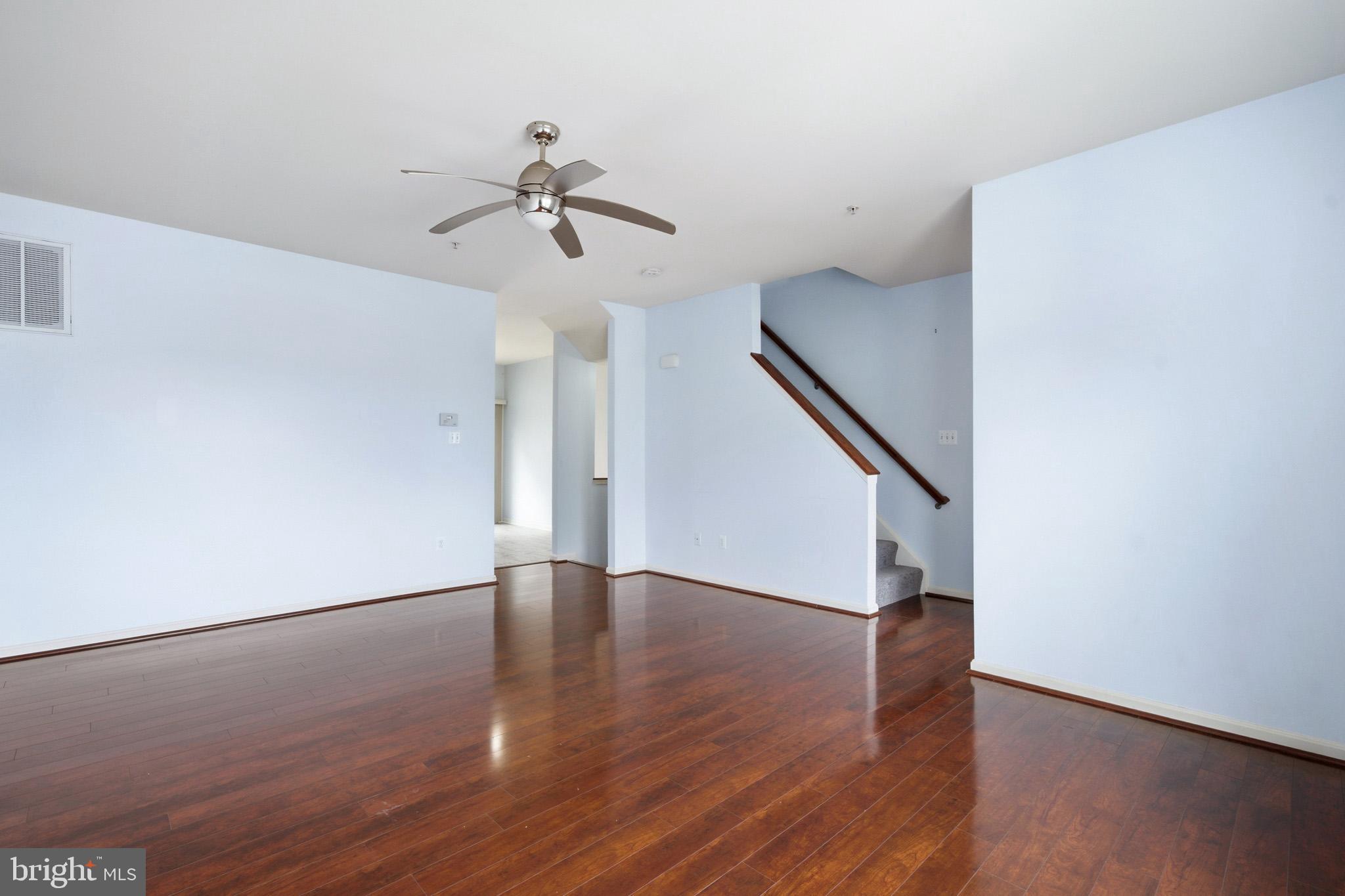 BEVERLY HILLS - Residential