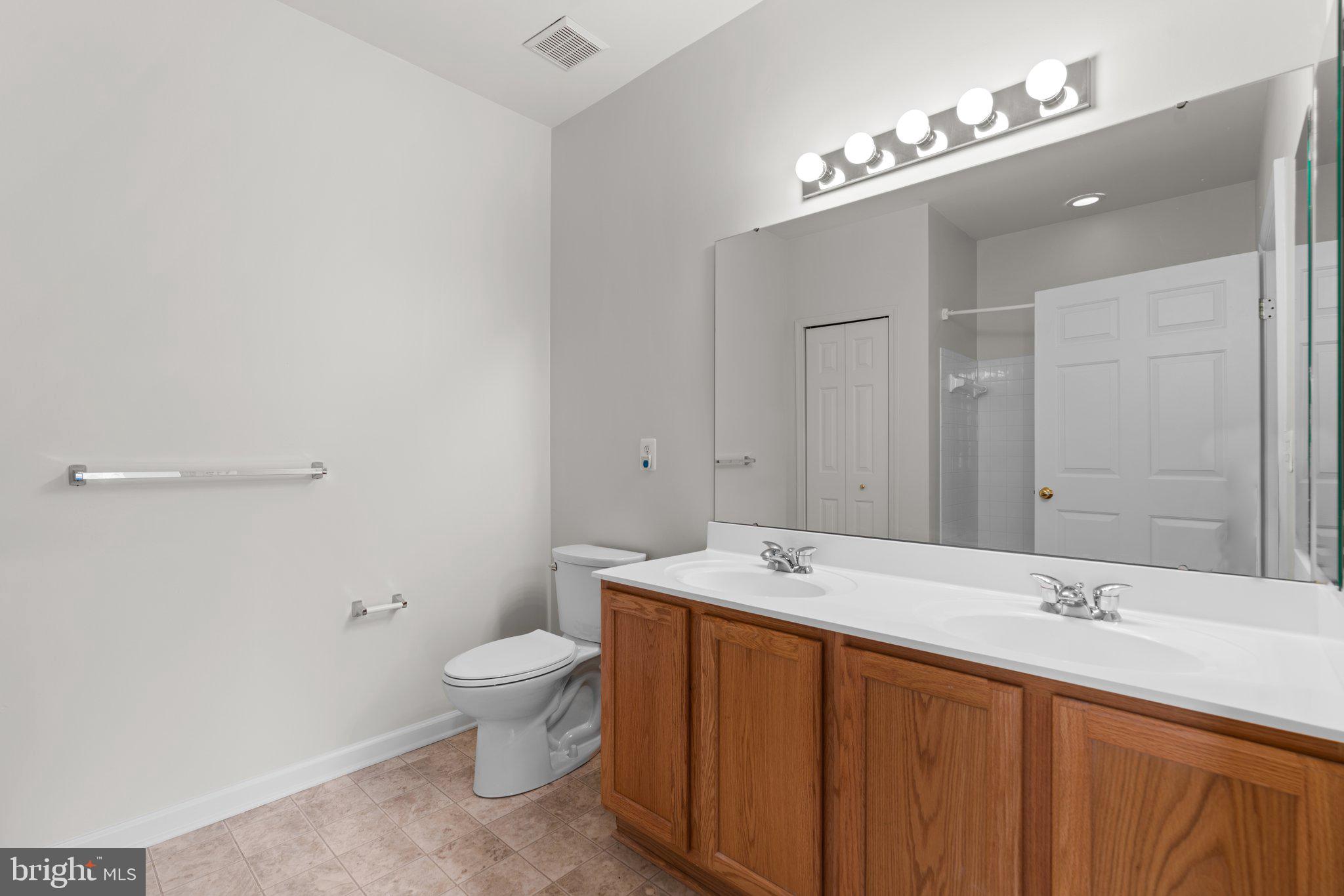 VILLAGE OF MILL RUN - Residential