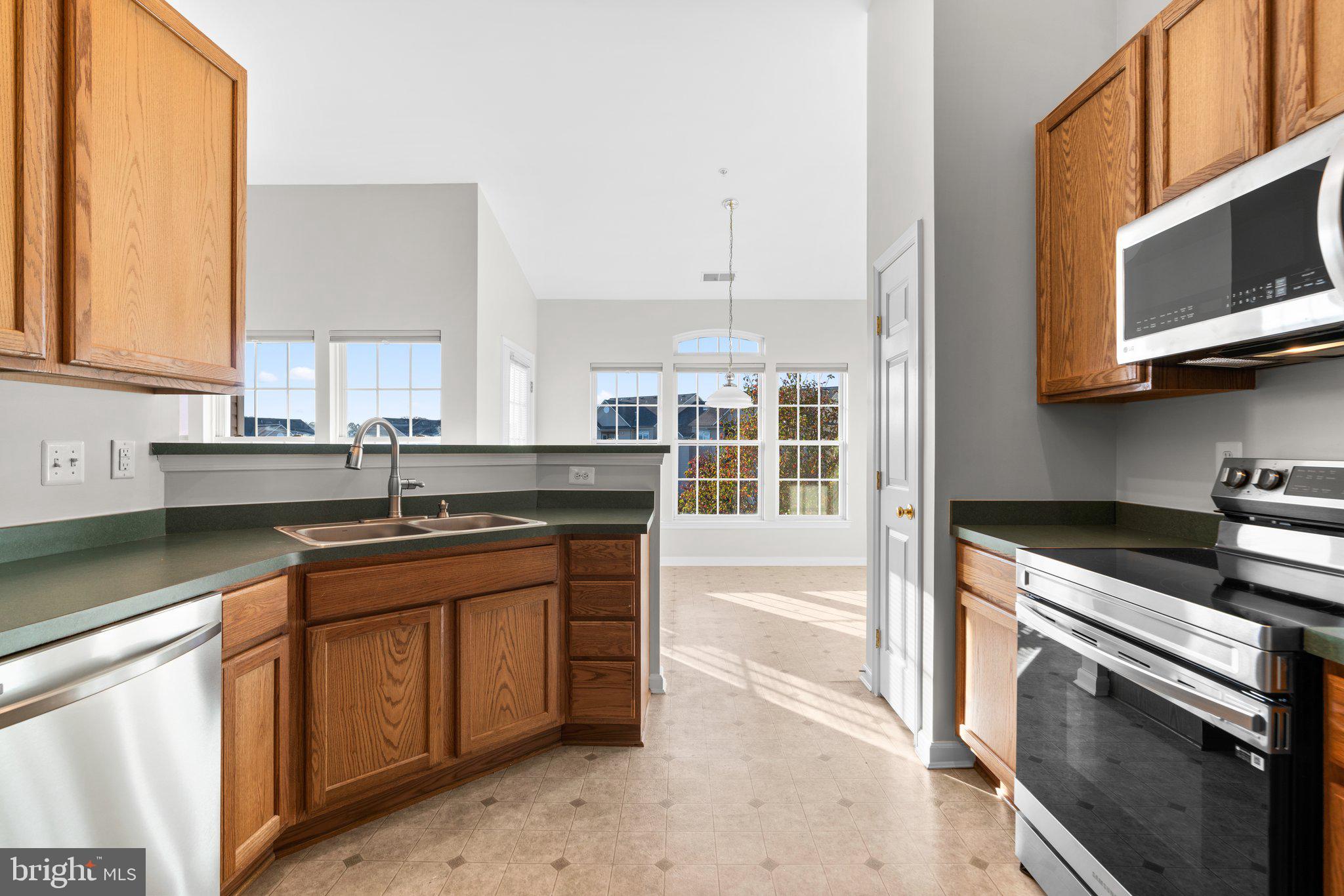 VILLAGE OF MILL RUN - Residential