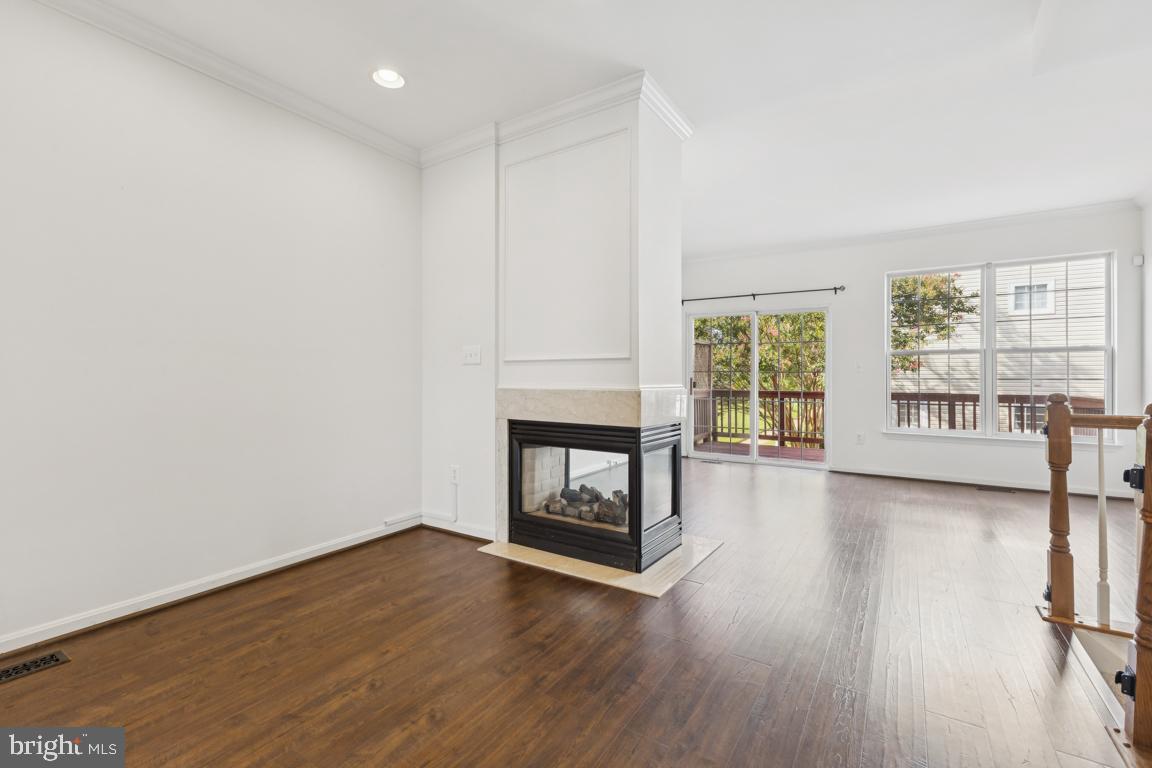 WINDY HILL AT LINCOLNIA - Residential