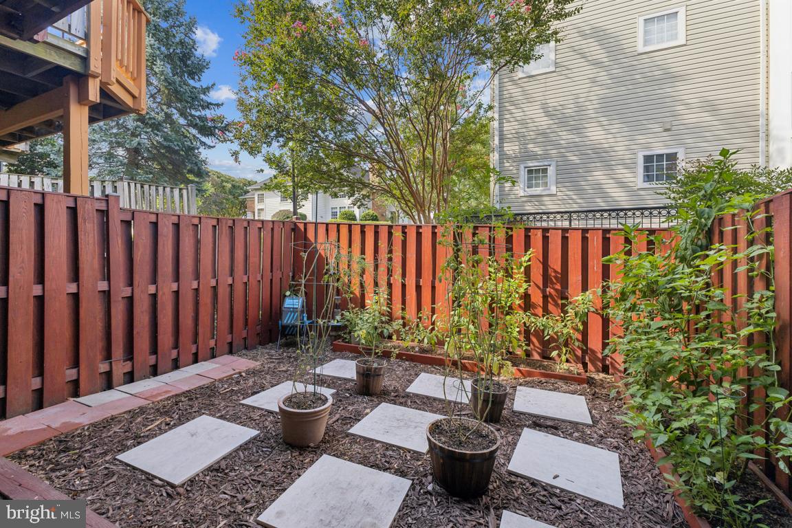 WINDY HILL AT LINCOLNIA - Residential