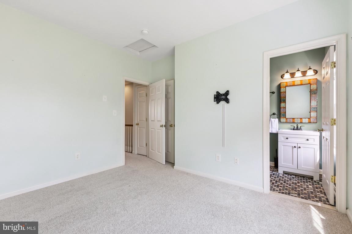 WINDY HILL AT LINCOLNIA - Residential