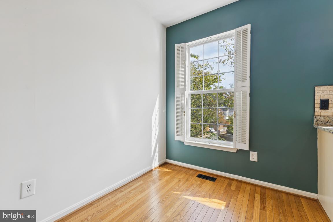 WINDY HILL AT LINCOLNIA - Residential