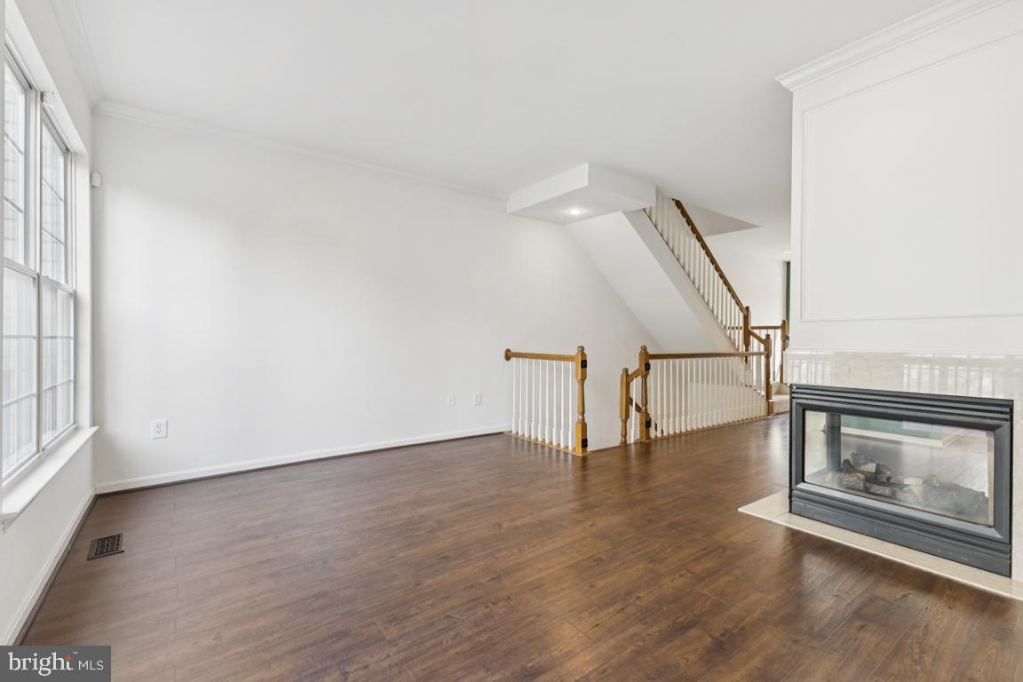 WINDY HILL AT LINCOLNIA - Residential