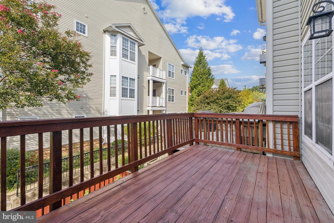 WINDY HILL AT LINCOLNIA - Residential