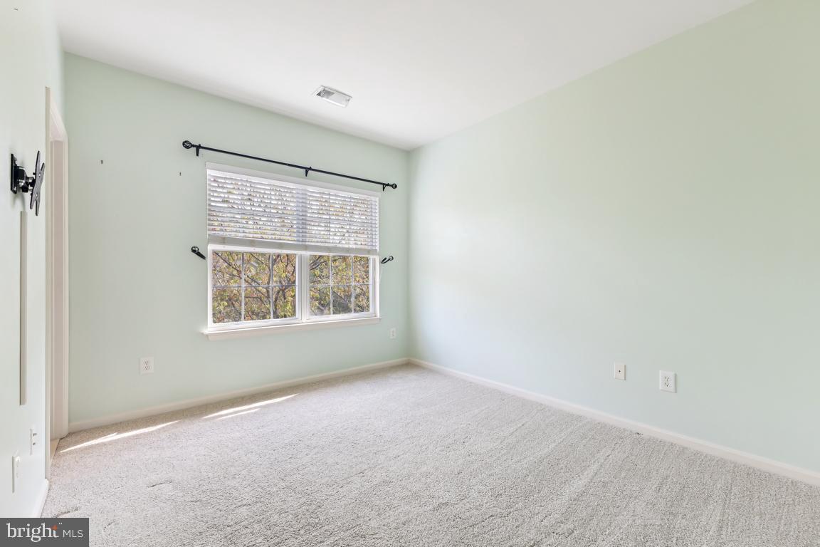 WINDY HILL AT LINCOLNIA - Residential