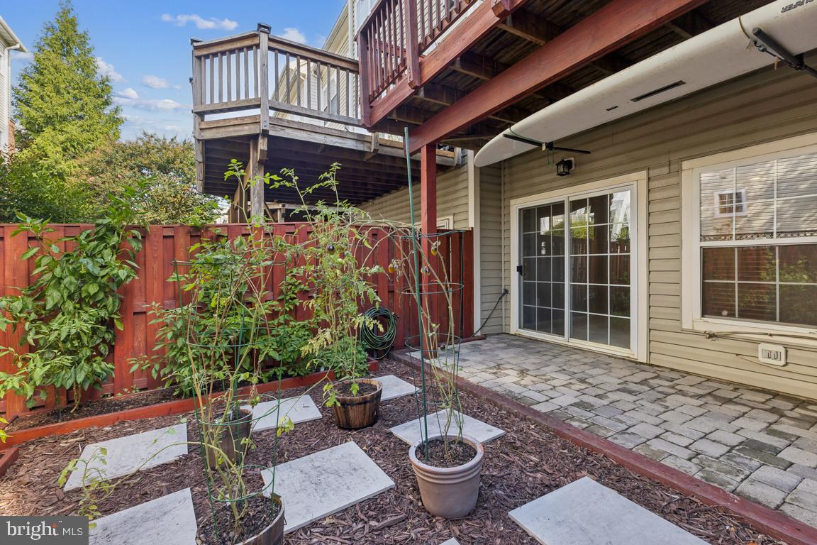 WINDY HILL AT LINCOLNIA - Residential