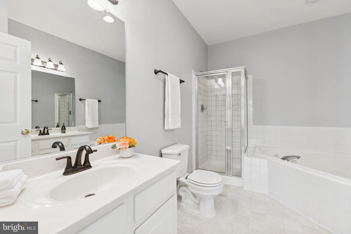 WINDY HILL AT LINCOLNIA - Residential