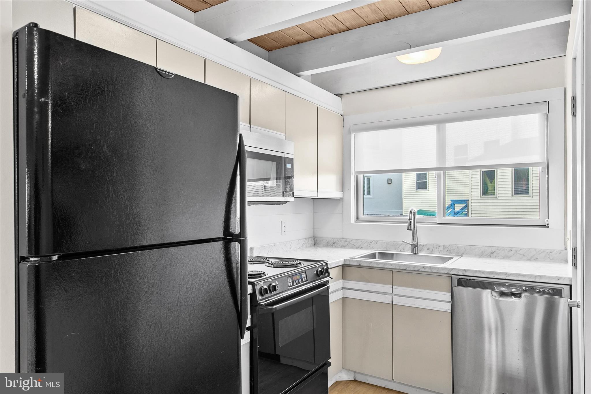 SANDPIPER VILLAGE - Residential