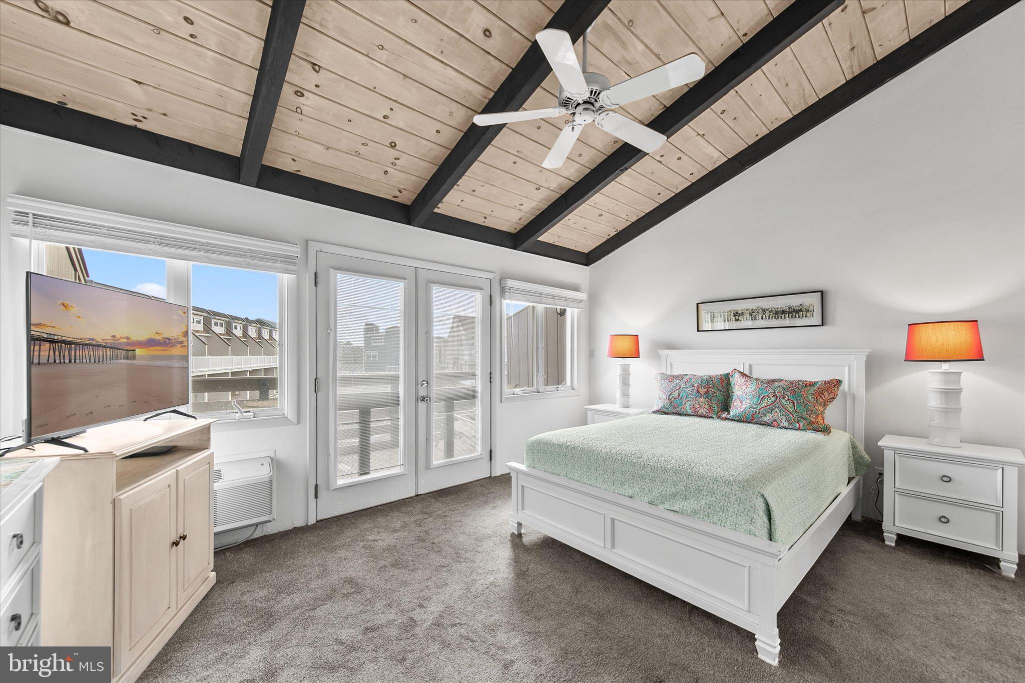 SANDPIPER VILLAGE - Residential