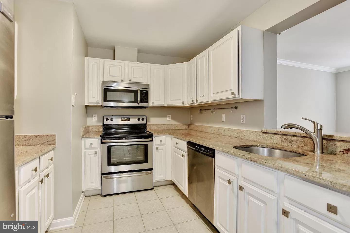 FEDERAL HILL HISTORIC DISTRICT - Residential Lease