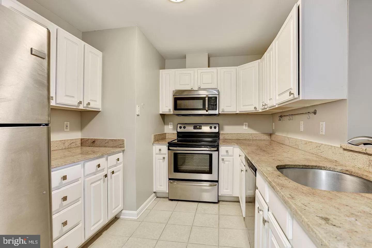 FEDERAL HILL HISTORIC DISTRICT - Residential Lease