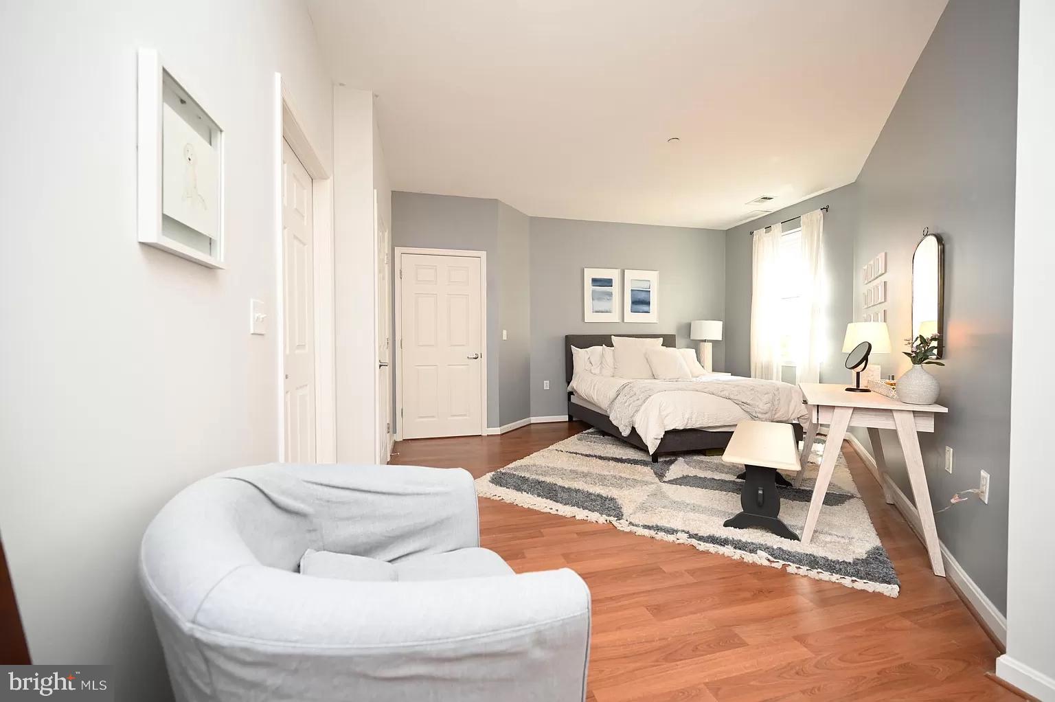 FEDERAL HILL HISTORIC DISTRICT - Residential Lease