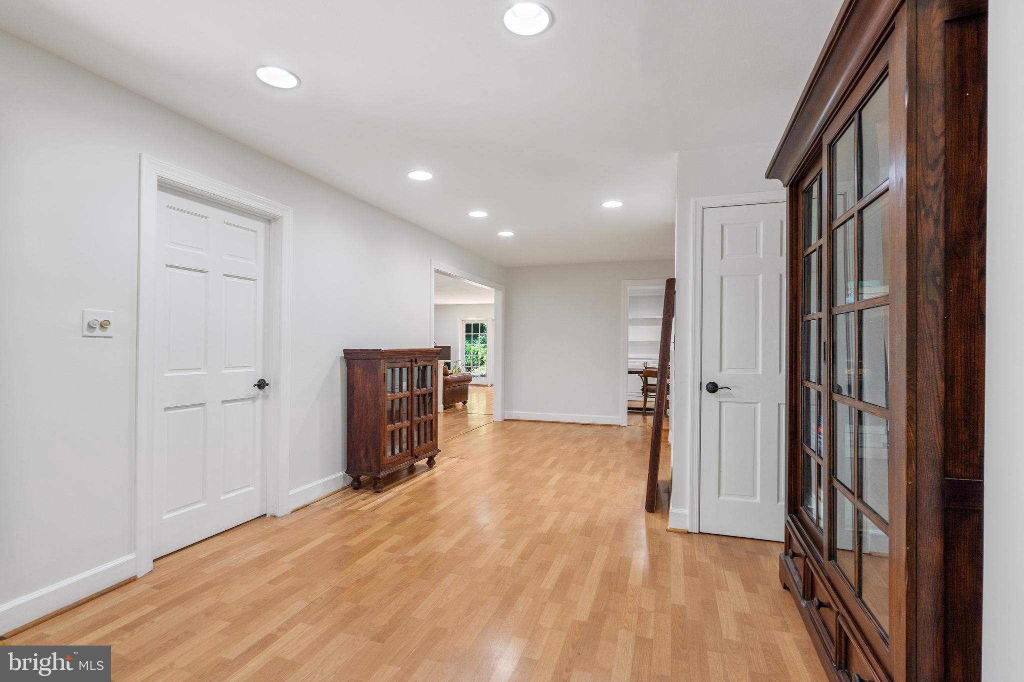 OAKLEIGH WOODS - Residential