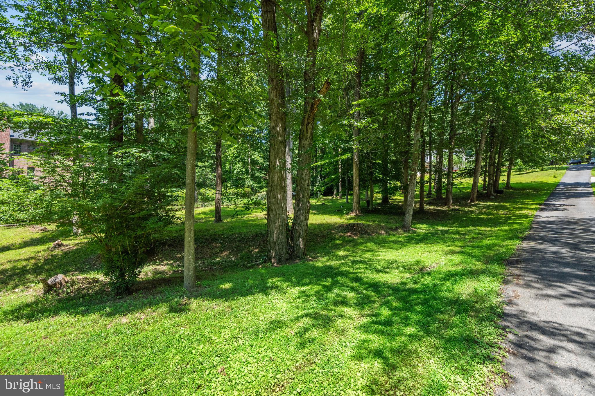 OAKLEIGH WOODS - Residential