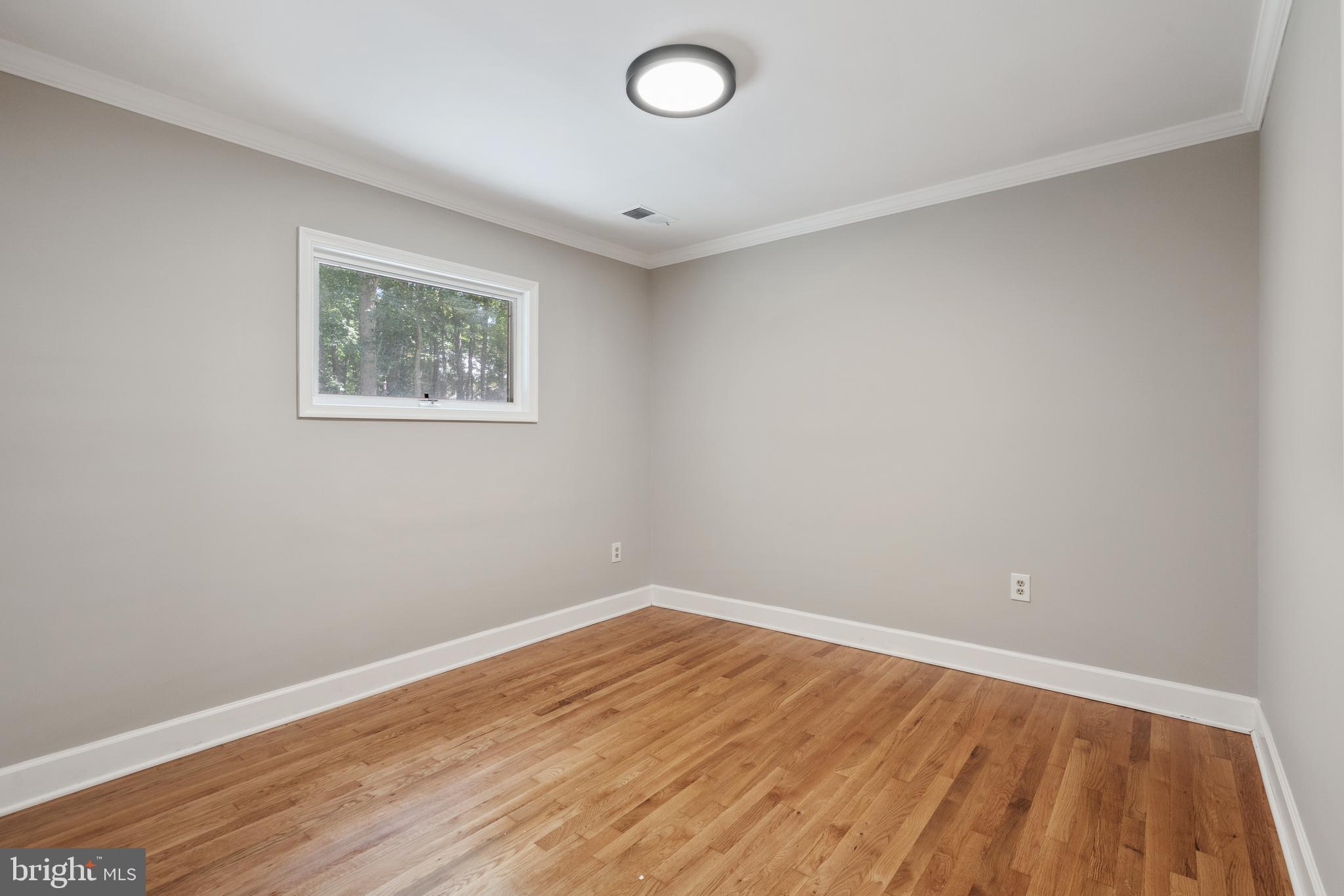 OAKLEIGH WOODS - Residential