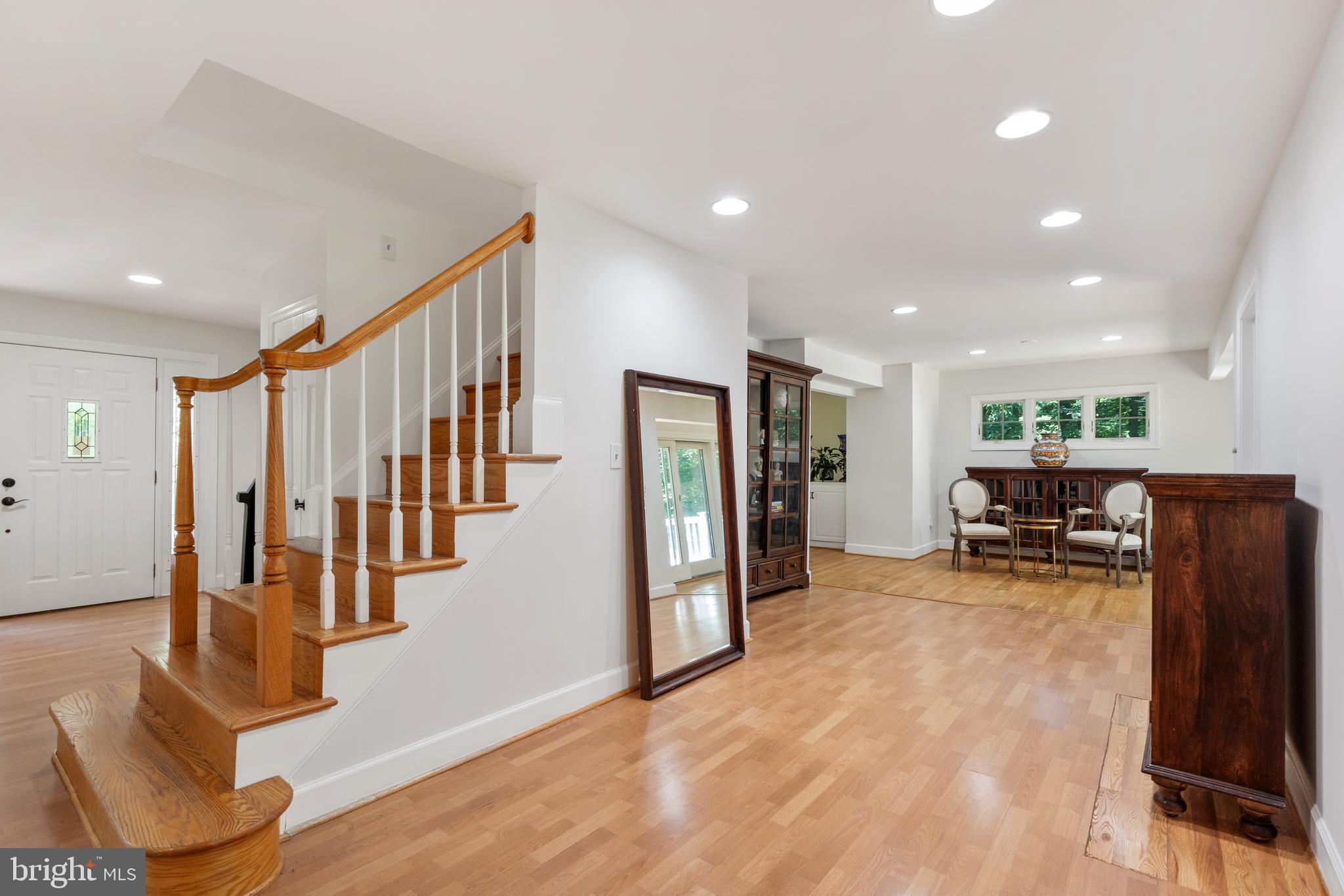 OAKLEIGH WOODS - Residential