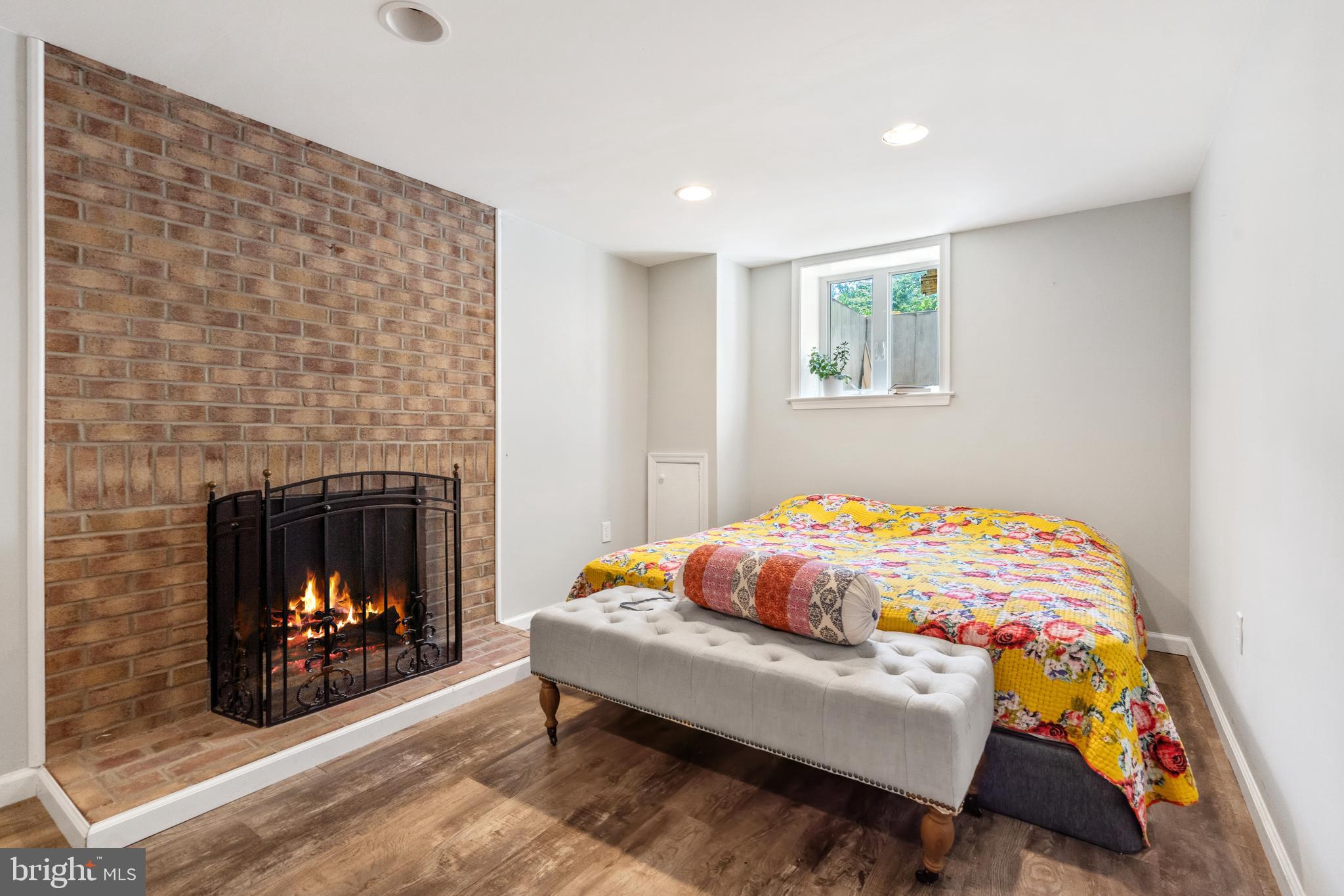 OAKLEIGH WOODS - Residential