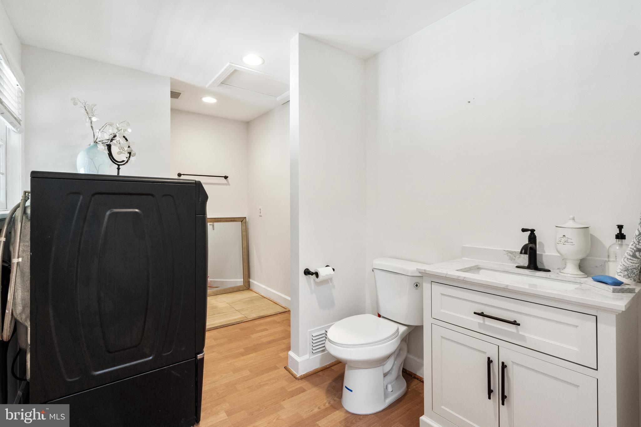 OAKLEIGH WOODS - Residential