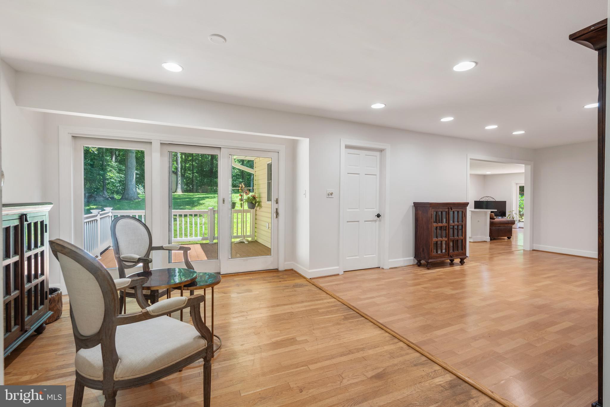 OAKLEIGH WOODS - Residential