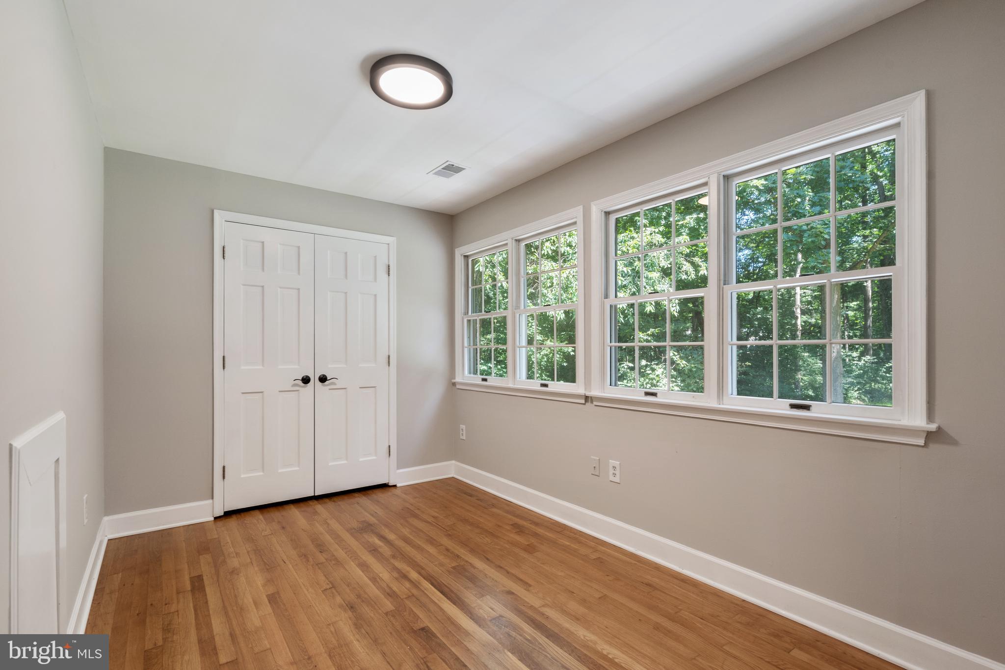 OAKLEIGH WOODS - Residential