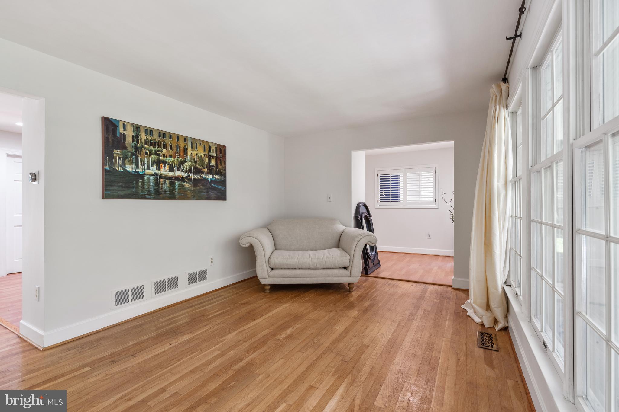 OAKLEIGH WOODS - Residential