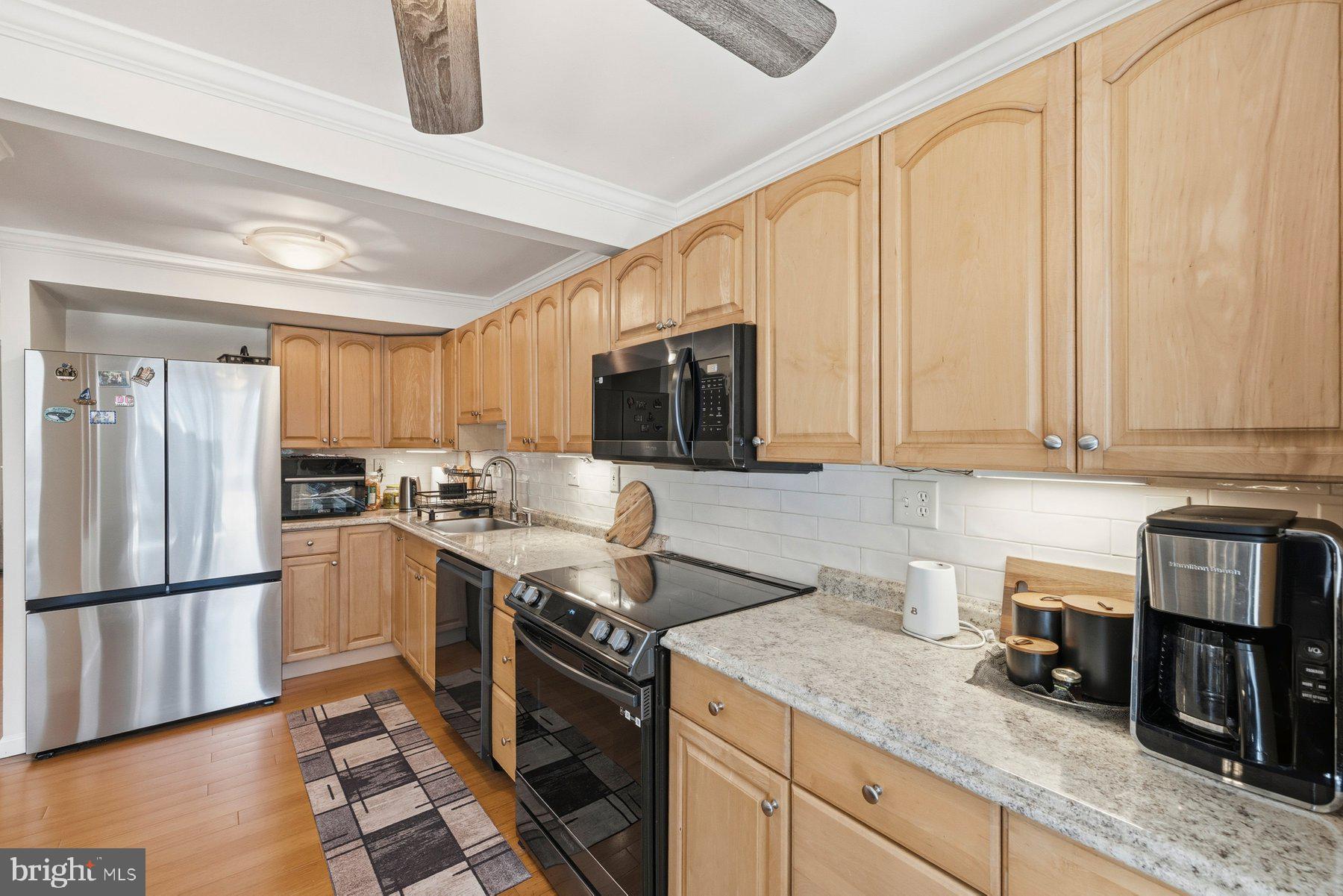 VILLAGE OF WILDE LAKE - Residential