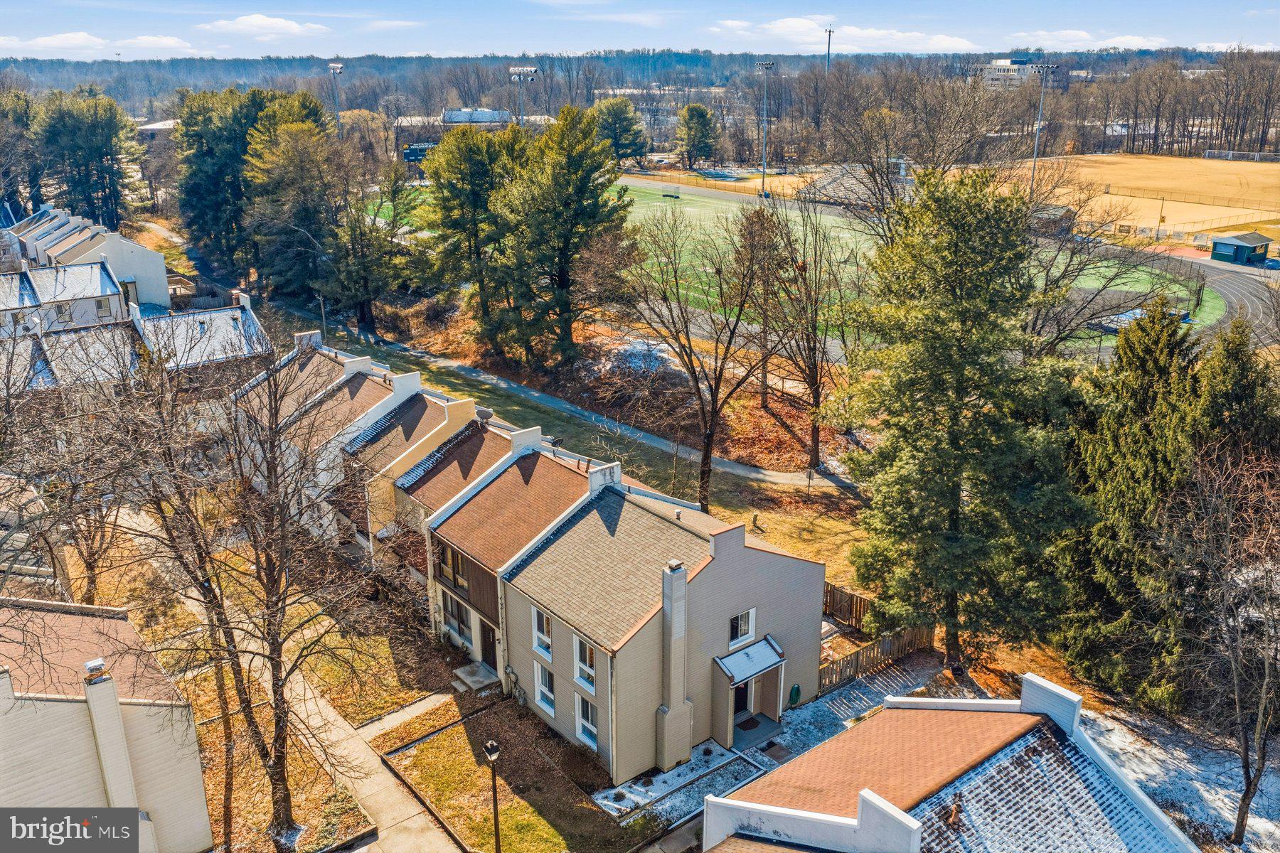VILLAGE OF WILDE LAKE - Residential