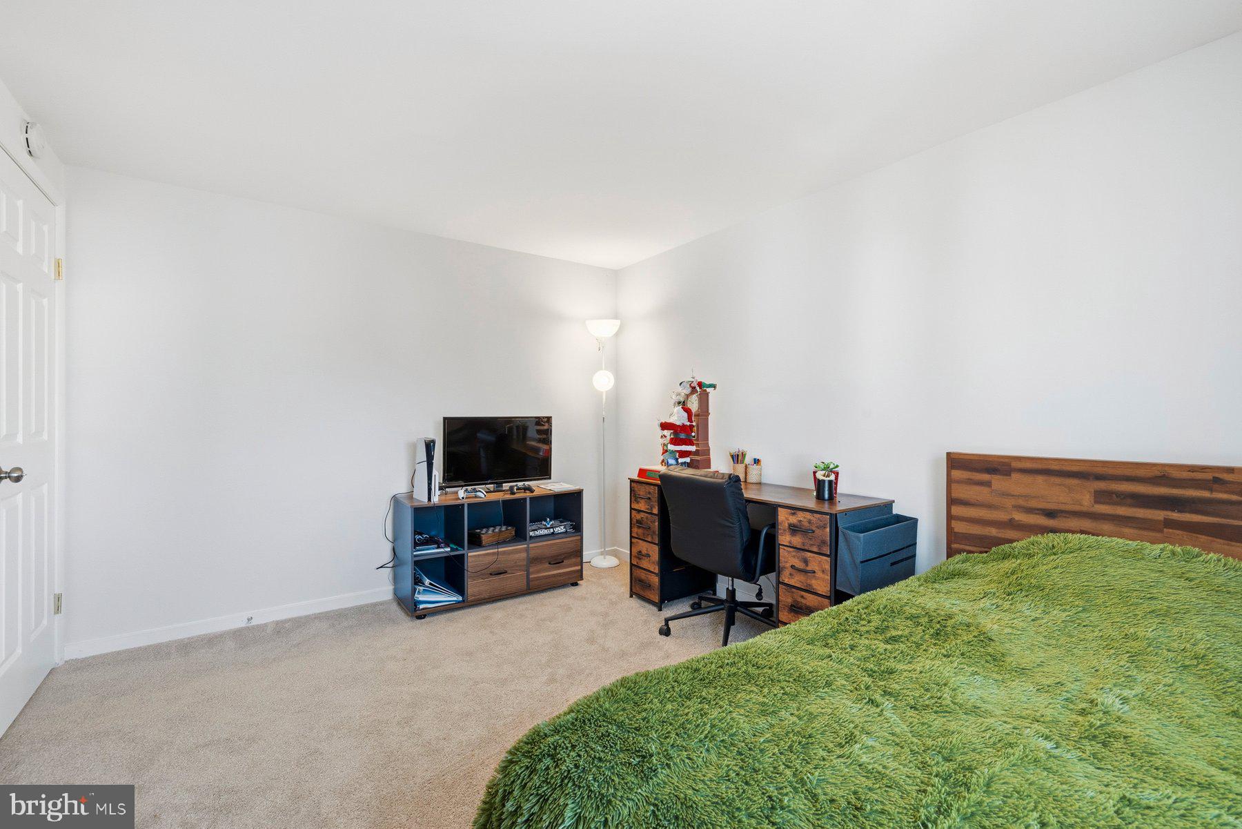 VILLAGE OF WILDE LAKE - Residential