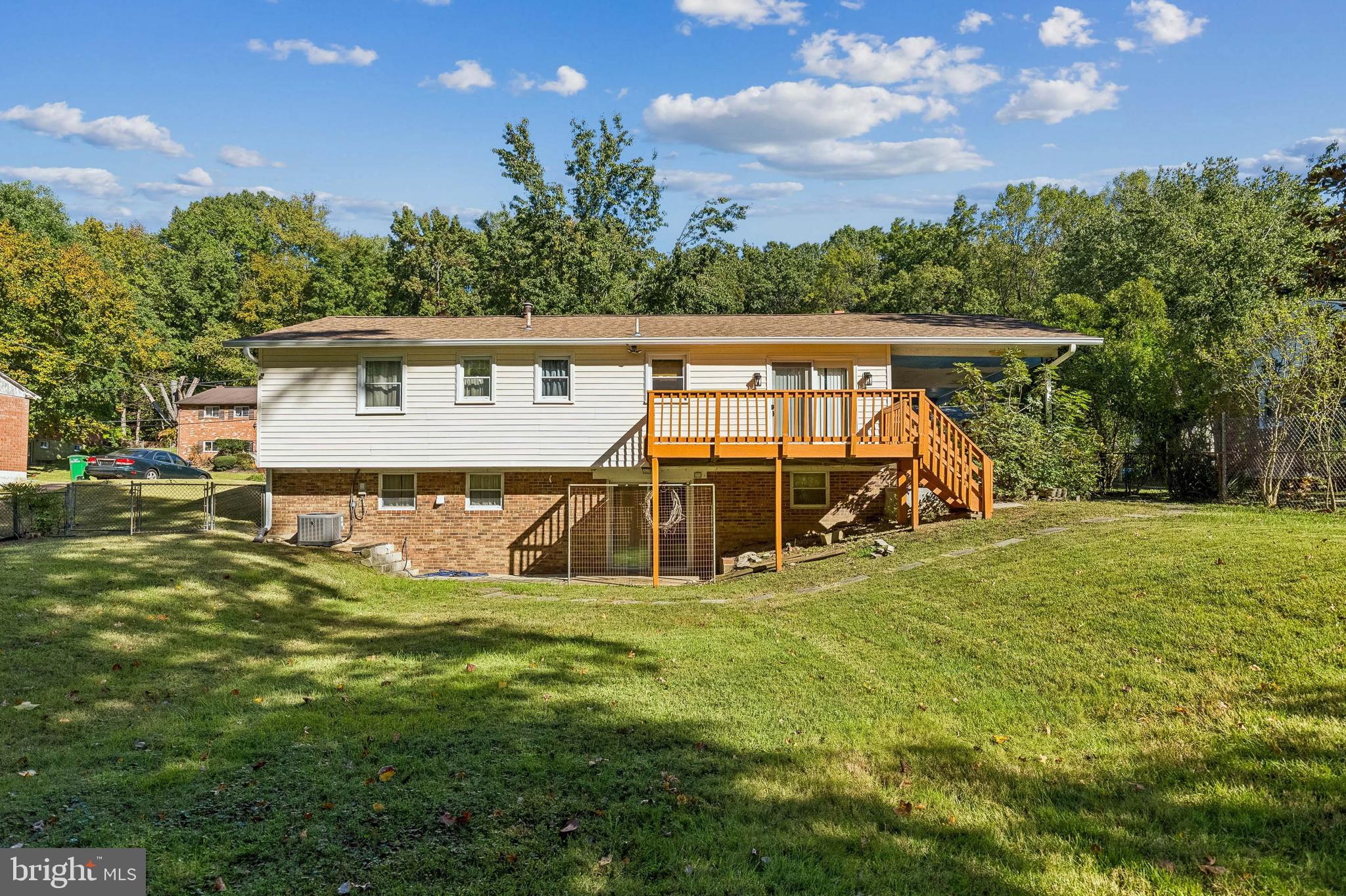 APPLE GROVE - Residential Lease